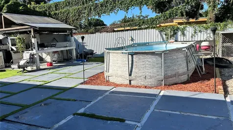 15210 NW 28th Place Miami Gardens FL 33054