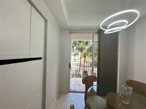 3900 Island Boulevard Aventura FL 33160