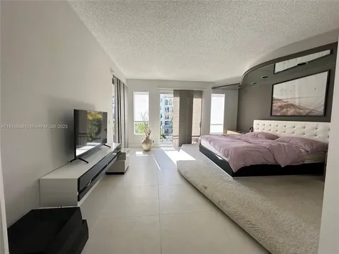 3900 Island Boulevard Aventura FL 33160