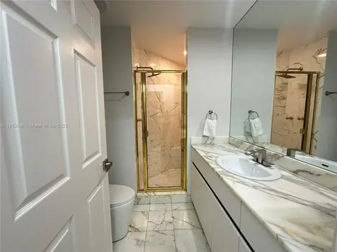 3900 Island Boulevard Aventura FL 33160