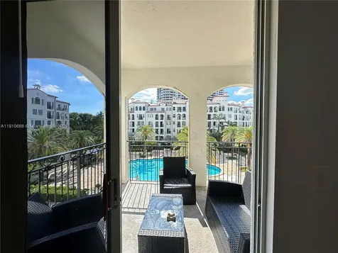3900 Island Boulevard Aventura FL 33160