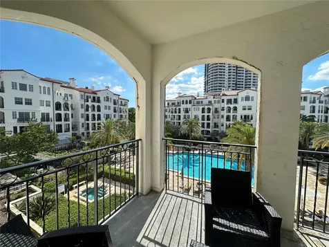 3900 Island Boulevard Aventura FL 33160
