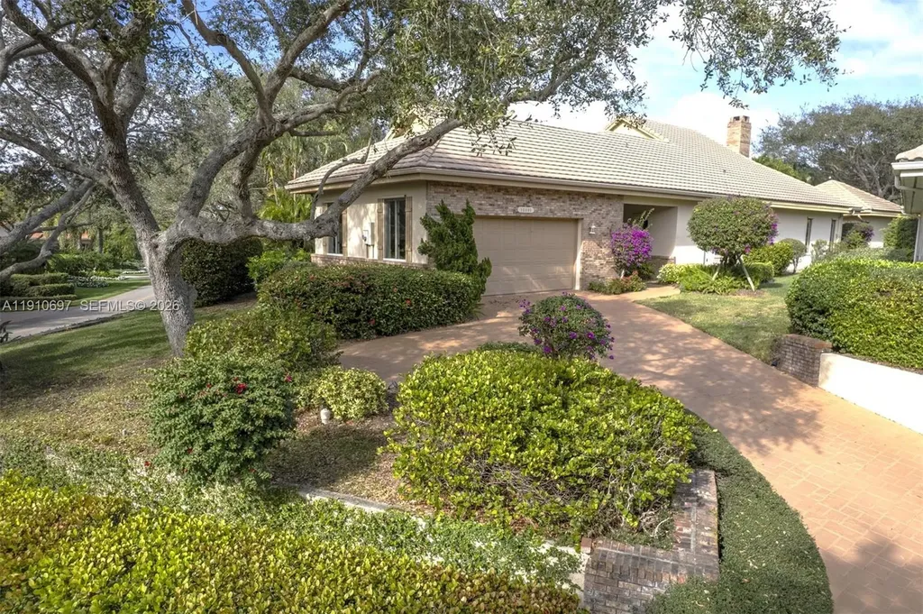 12001 SE Prestwick Terrace Tequesta FL 33469