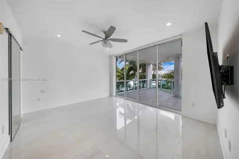 7918 Harbour Island Drive North Bay Village FL 33141