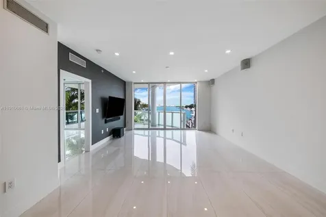 7918 Harbour Island Drive North Bay Village FL 33141