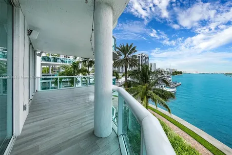 7918 Harbour Island Drive North Bay Village FL 33141
