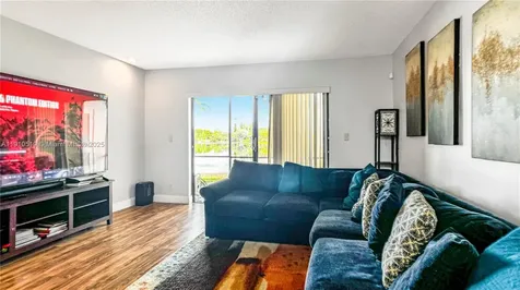 Lauderhill FL 33313