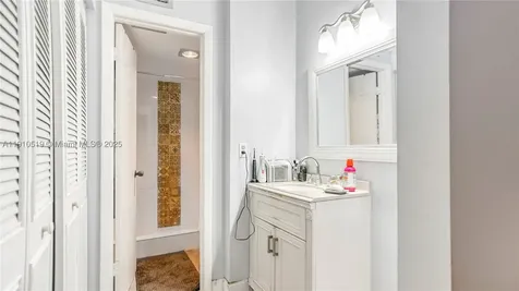 6405 W Oakland Park Boulevard Lauderhill FL 33313