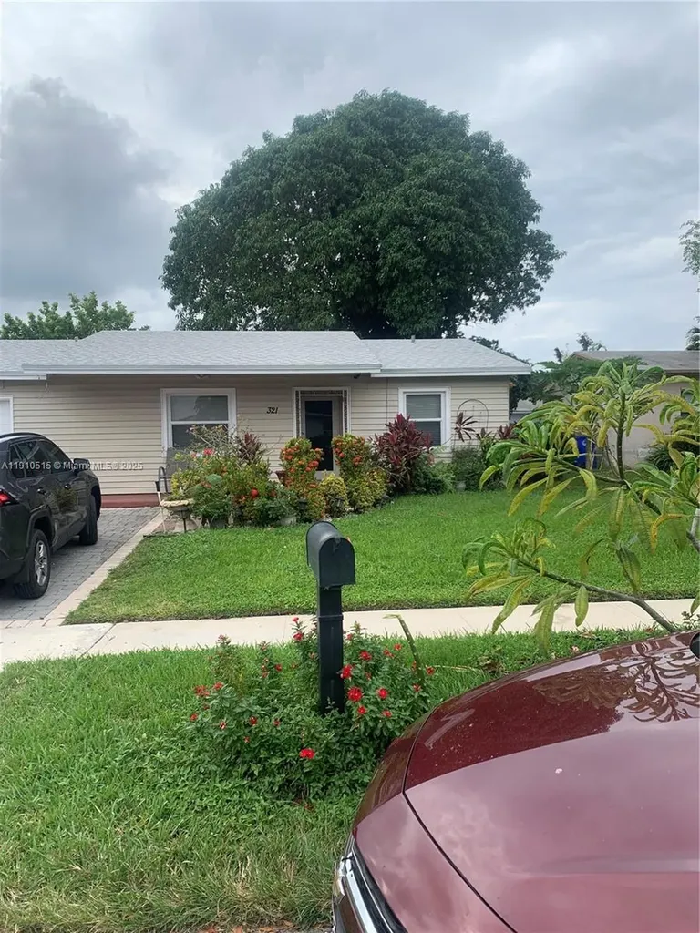 321 SW 76th Terrace North Lauderdale FL 33068