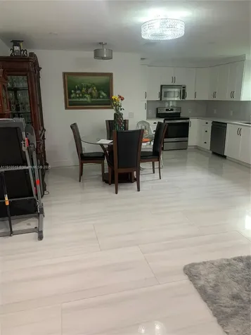 321 SW 76th Terrace North Lauderdale FL 33068