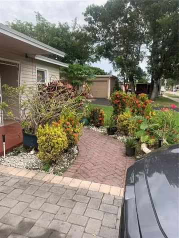 321 SW 76th Terrace North Lauderdale FL 33068