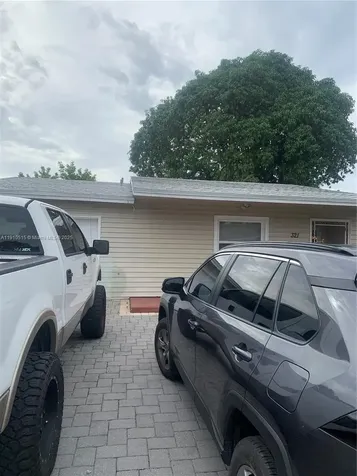 321 SW 76th Terrace North Lauderdale FL 33068