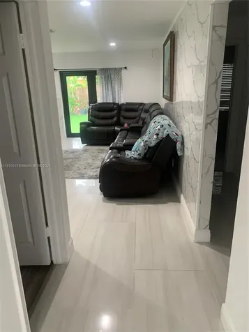321 SW 76th Terrace North Lauderdale FL 33068
