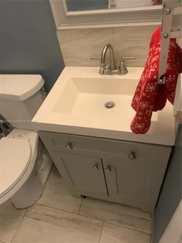 321 SW 76th Terrace North Lauderdale FL 33068