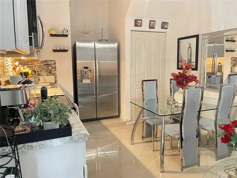 27563 SW 139th Passage Homestead FL 33032