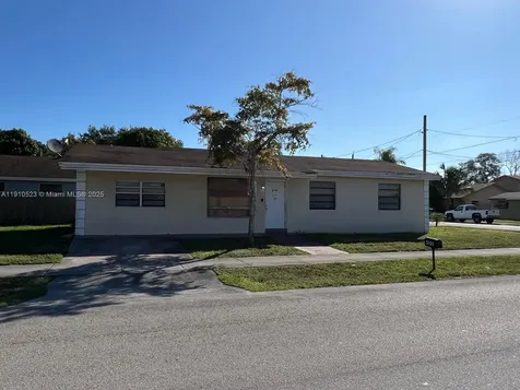 5191 SW 22nd Street West Park FL 33023