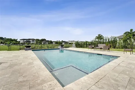 6804 N Stillwater Shores Drive Davie FL 33314