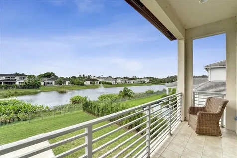 6804 N Stillwater Shores Drive Davie FL 33314