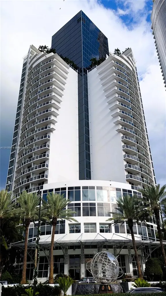 18001 Collins Avenue Sunny Isles Beach FL 33160