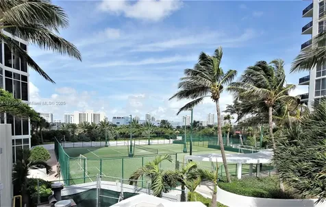 18001 Collins Avenue Sunny Isles Beach FL 33160