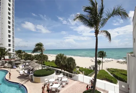 18001 Collins Avenue Sunny Isles Beach FL 33160
