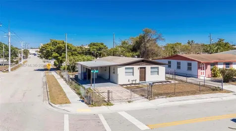 1296 W 36th Street Riviera Beach FL 33404