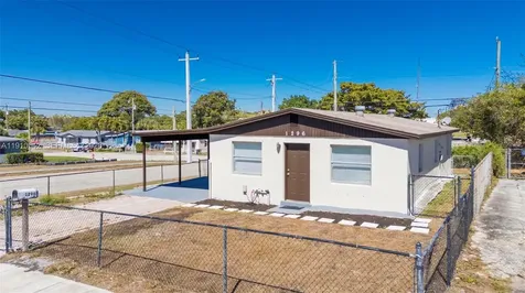 1296 W 36th Street Riviera Beach FL 33404