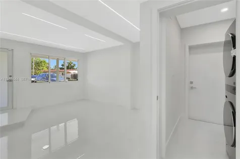 9851 Jamaica Drive Cutler Bay FL 33189