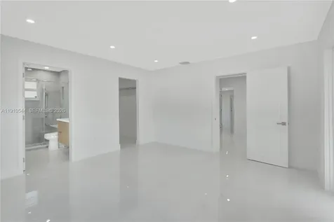 9851 Jamaica Drive Cutler Bay FL 33189
