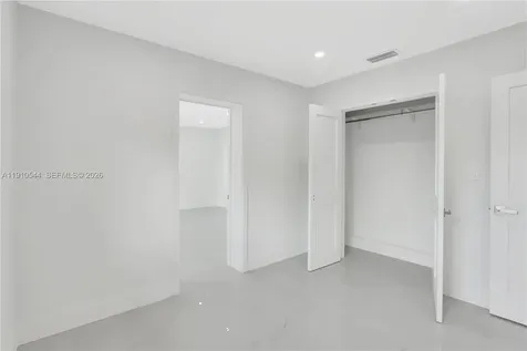 9851 Jamaica Drive Cutler Bay FL 33189