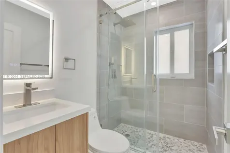 9851 Jamaica Drive Cutler Bay FL 33189