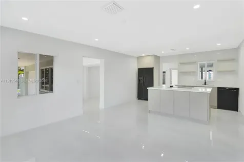 9851 Jamaica Drive Cutler Bay FL 33189