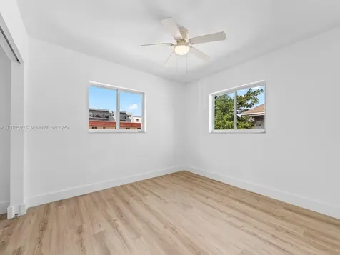 300 NW 7th Avenue Miami FL 33128