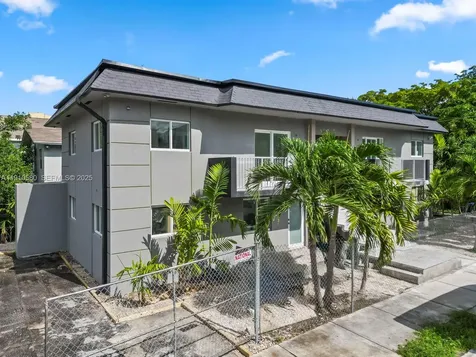 300 NW 7th Avenue Miami FL 33128