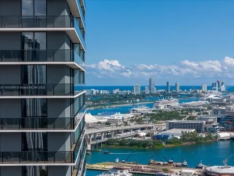 398 NE 5th Street Miami FL 33132