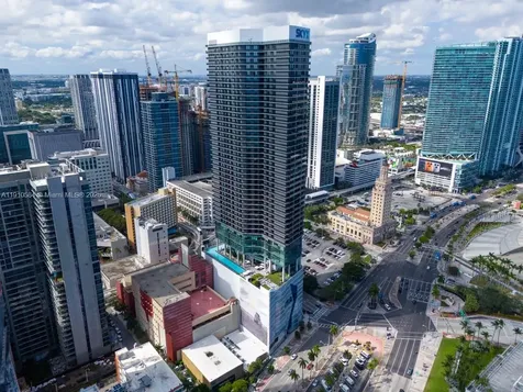 398 NE 5th Street Miami FL 33132