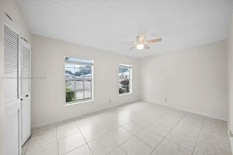 508 Holyoke Lane Lake Worth FL 33467