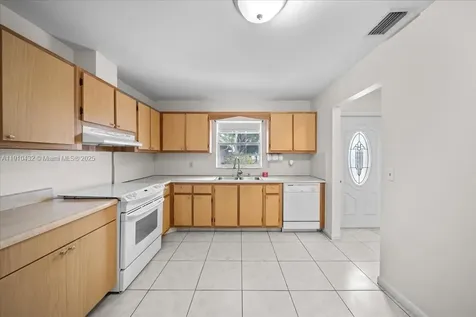 508 Holyoke Lane Lake Worth FL 33467