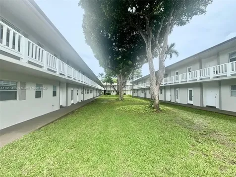 540 SE 2nd Avenue Deerfield Beach FL 33441