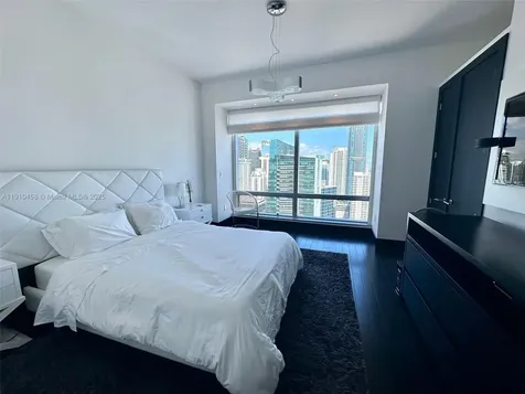 Miami FL 33131
