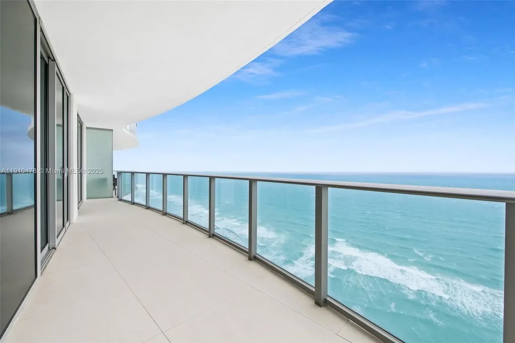 4111 S Ocean Drive Hollywood FL 33019