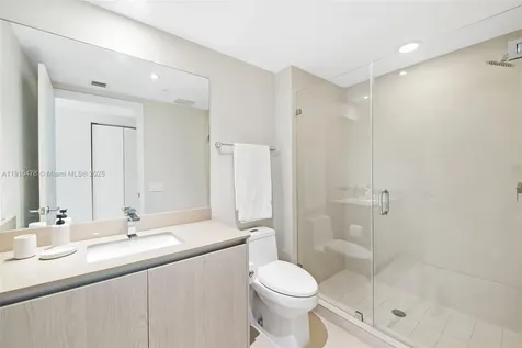 4111 S Ocean Drive Hollywood FL 33019