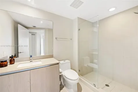 4111 S Ocean Drive Hollywood FL 33019