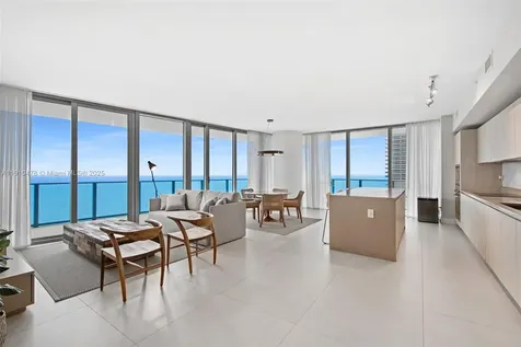 4111 S Ocean Drive Hollywood FL 33019