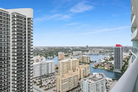 4111 S Ocean Drive Hollywood FL 33019