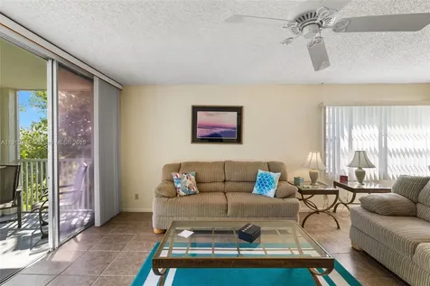 1087 Forest Lakes Drive Naples FL 34105