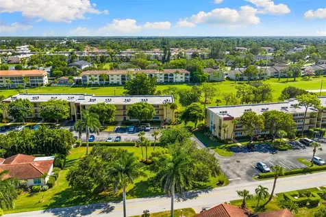 1087 Forest Lakes Drive Naples FL 34105