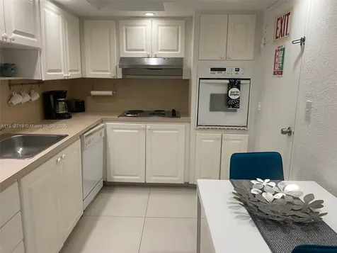 4001 S Ocean Drive Hollywood FL 33019
