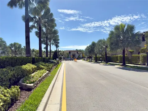 11374 SW 254th Terrace Homestead FL 33032