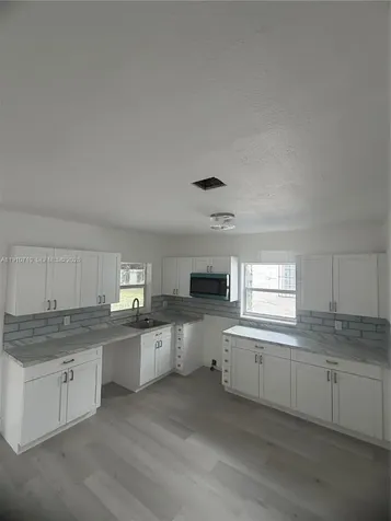 40 NW 62nd Avenue Miami FL 33126